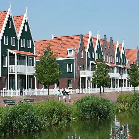 Restyled On The Markermeer Vakantiehuis Volendam