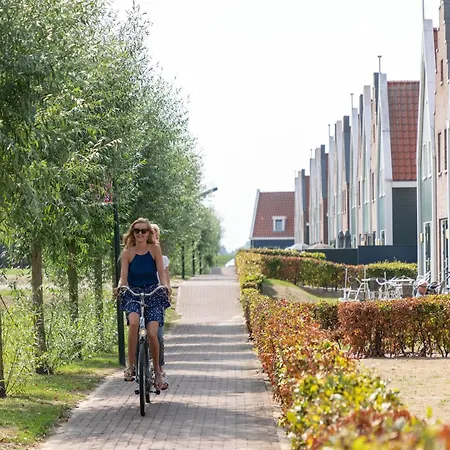 Restyled On The Markermeer * Volendam