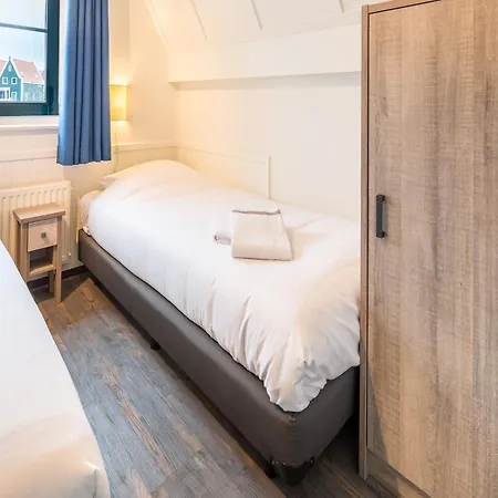 Restyled On The Markermeer Vakantiehuis *